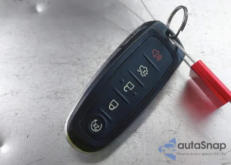 2014 Ford Focus Titanium z USA, uszkodzony, nr VIN 1FADP3J27EL204904